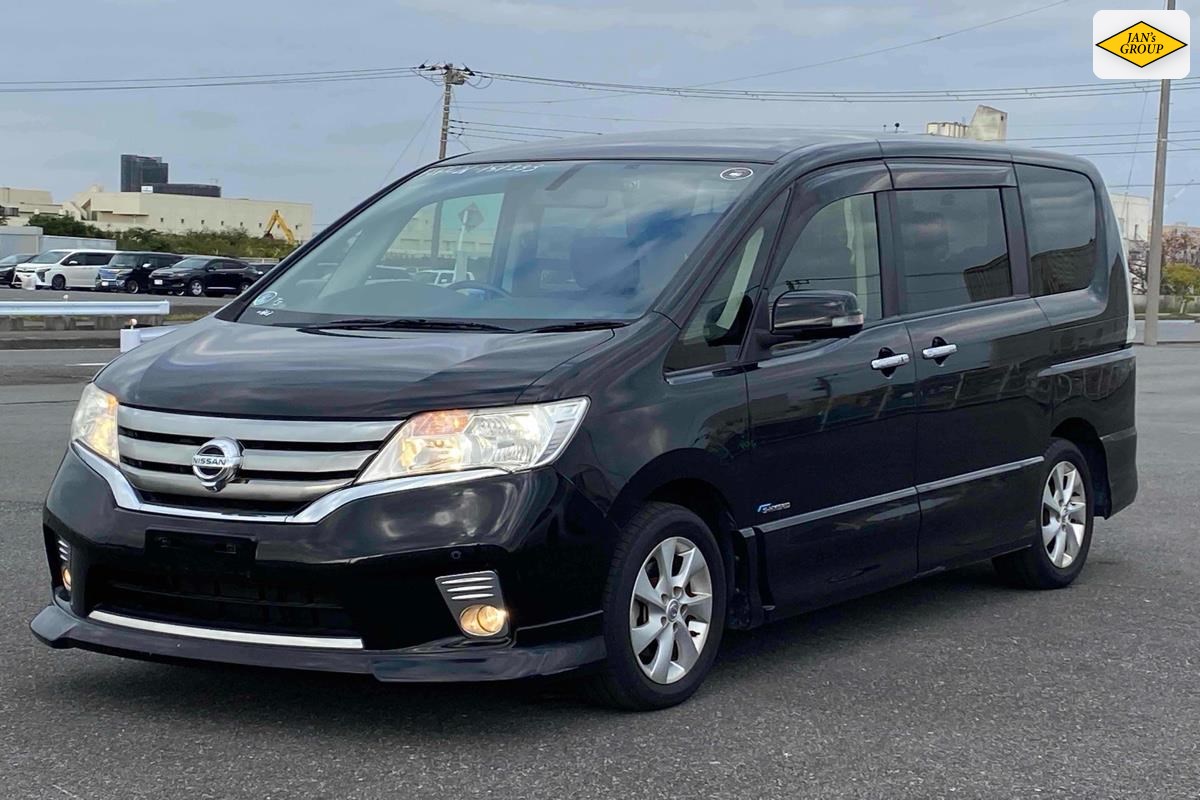 2013 Nissan Serena