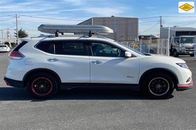 2017 Nissan X-Trail - Thumbnail