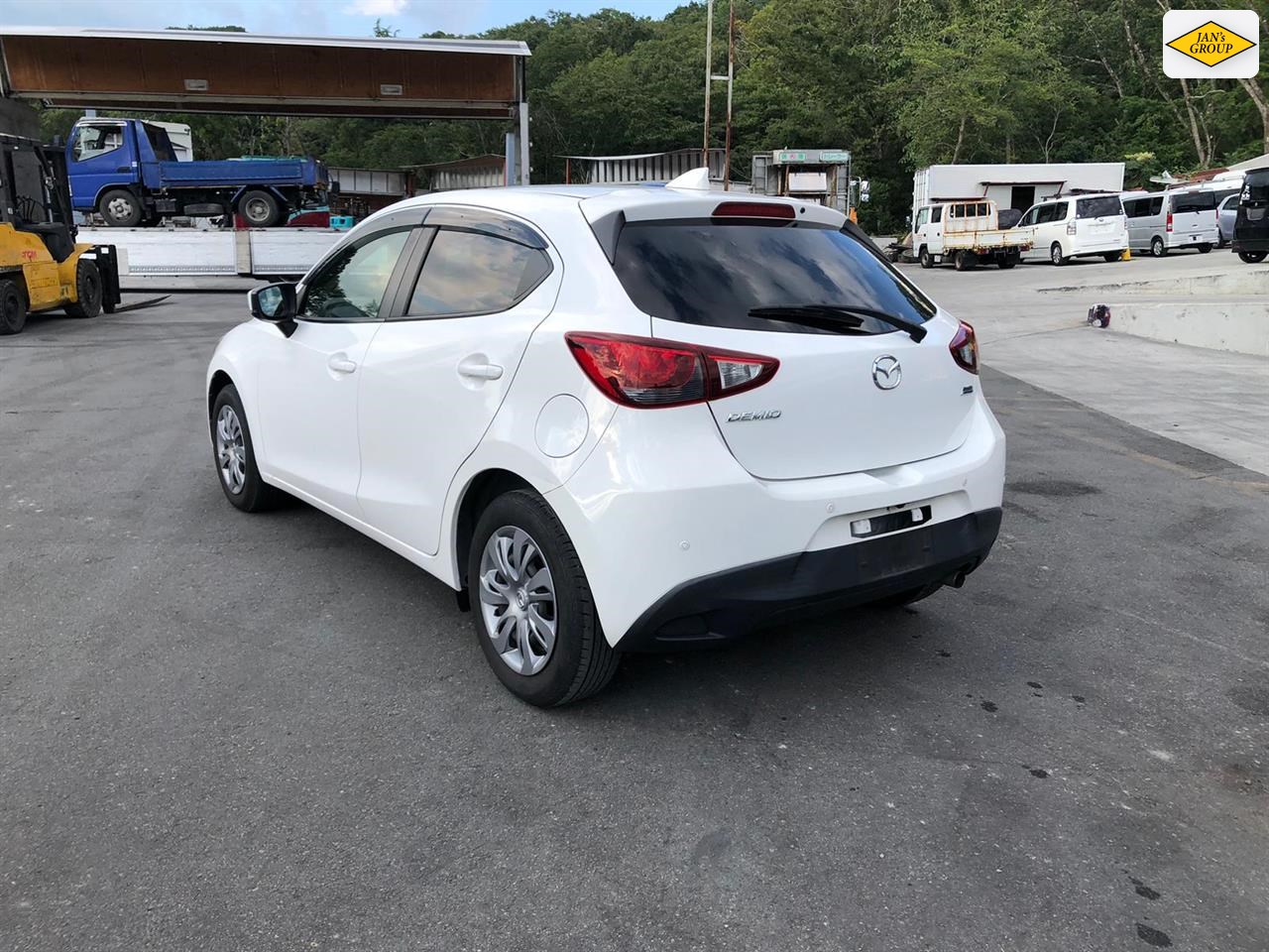 2019 Mazda Demio