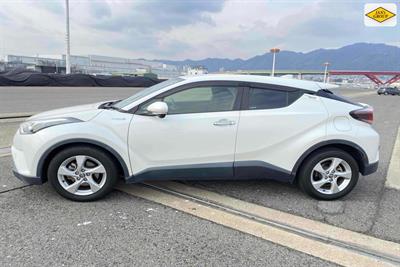 2018 Toyota C-HR - Thumbnail