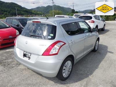 2014 Suzuki Swift - Thumbnail