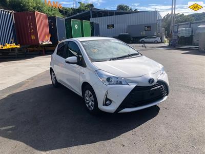 2019 Toyota Vitz - Thumbnail