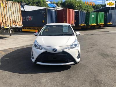 2019 Toyota Vitz - Thumbnail