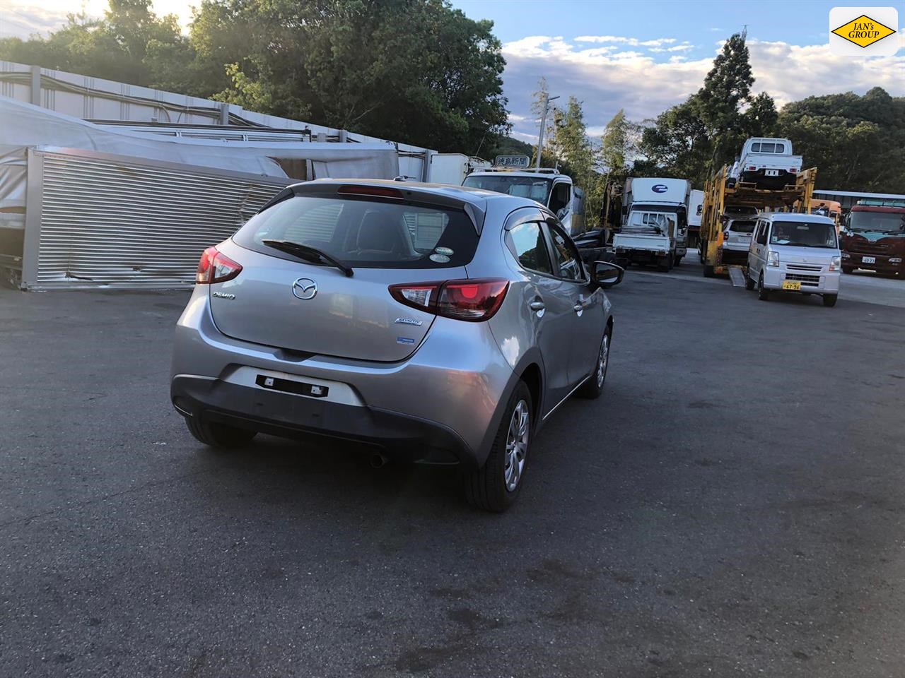 2015 Mazda Demio