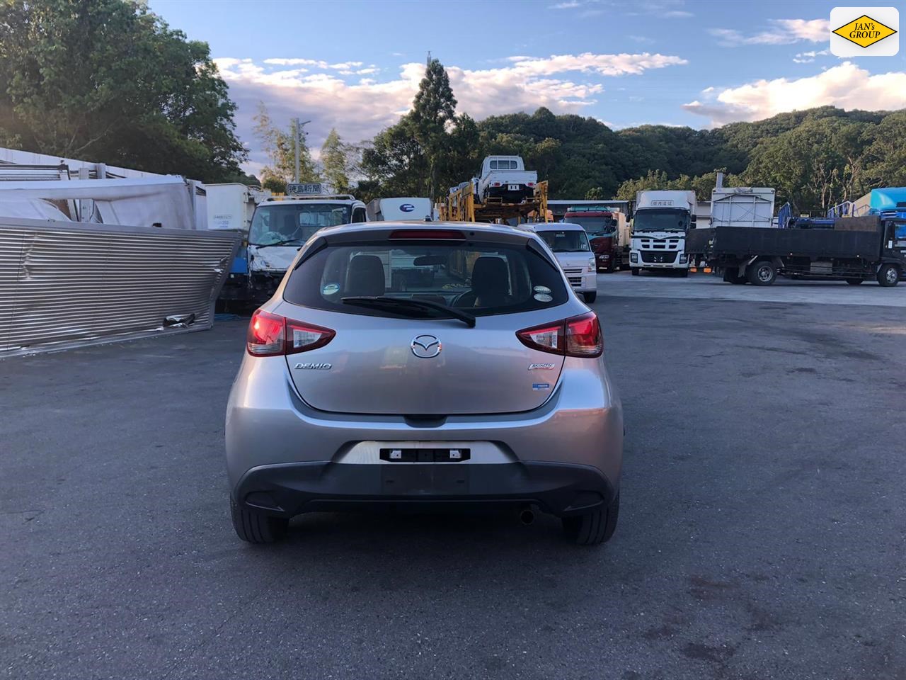 2015 Mazda Demio