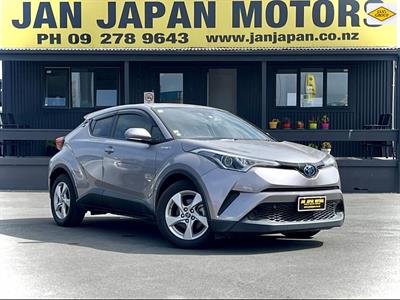 2017 Toyota C-HR - Thumbnail