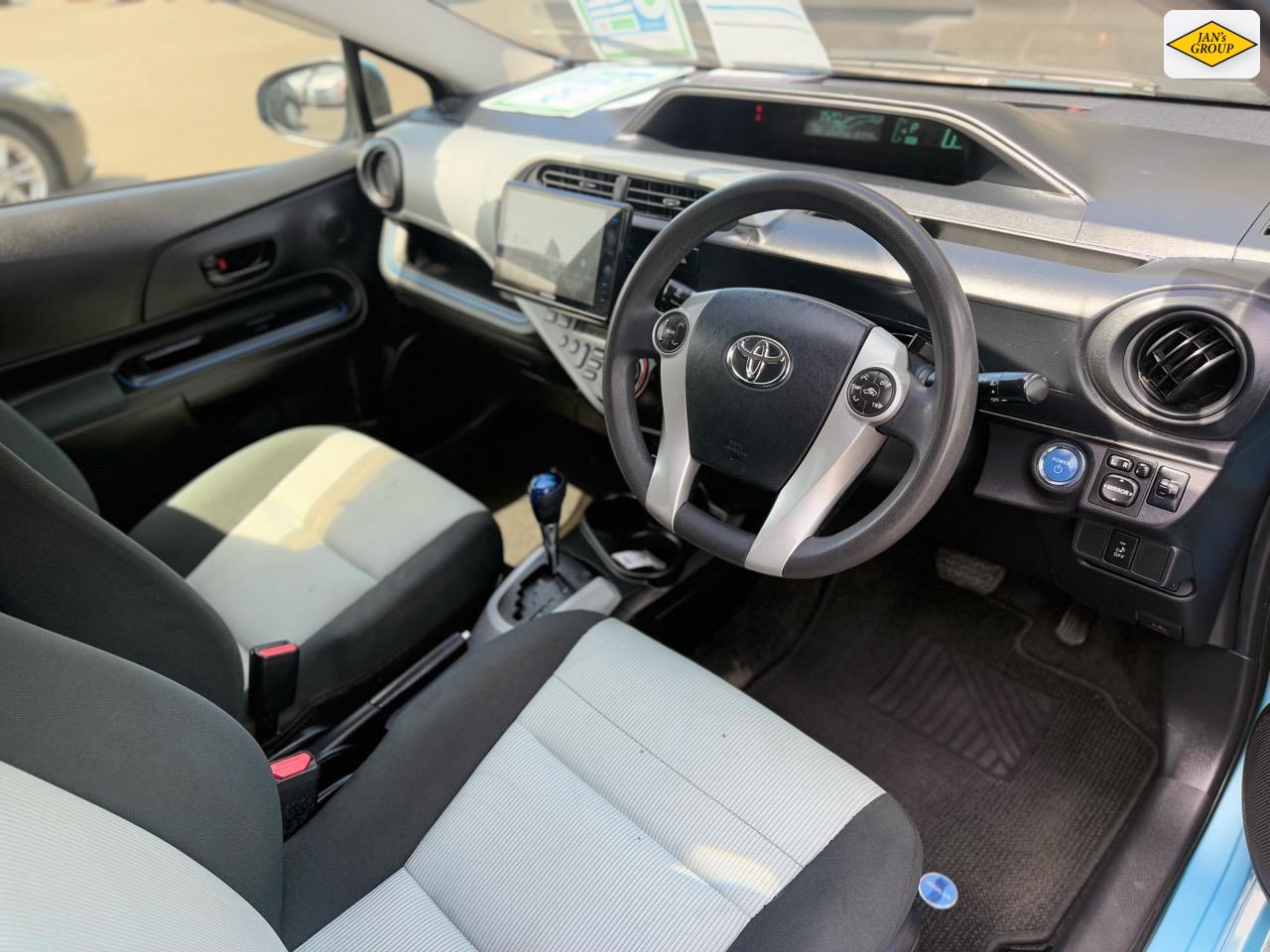 2013 Toyota Aqua