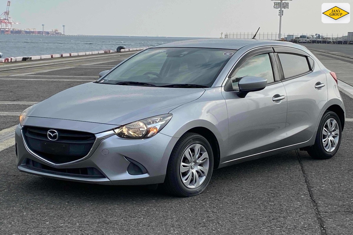 2016 Mazda Demio