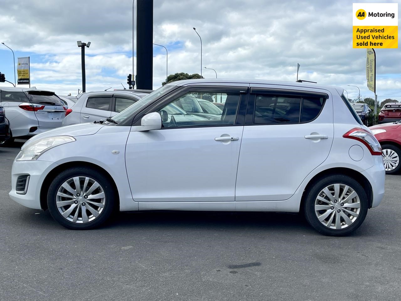 2014 Suzuki Swift