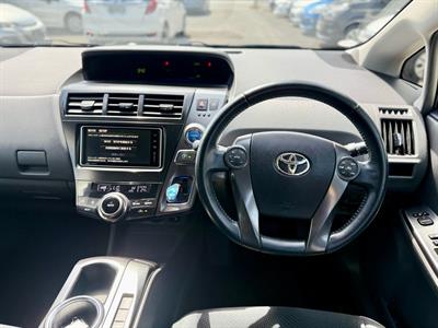 2013 Toyota Prius - Thumbnail