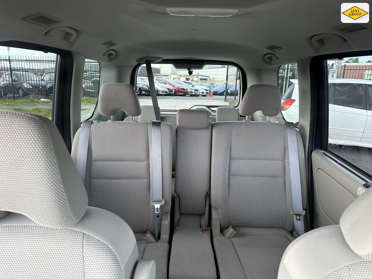 2017 Nissan Serena