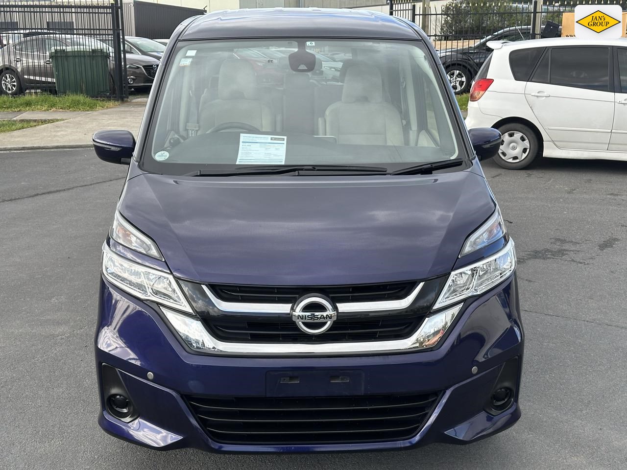 2017 Nissan Serena