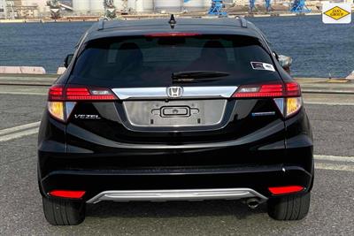 2016 Honda Vezel - Thumbnail