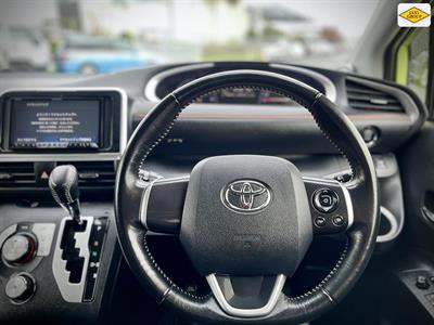 2019 Toyota Sienta - Thumbnail