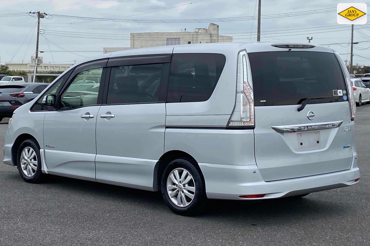 2014 Nissan Serena