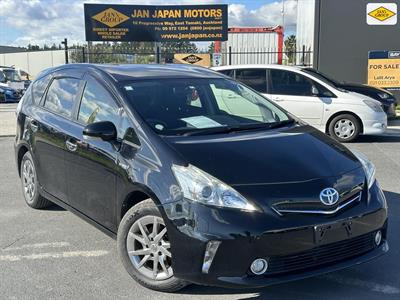 2014 Toyota Prius - Thumbnail