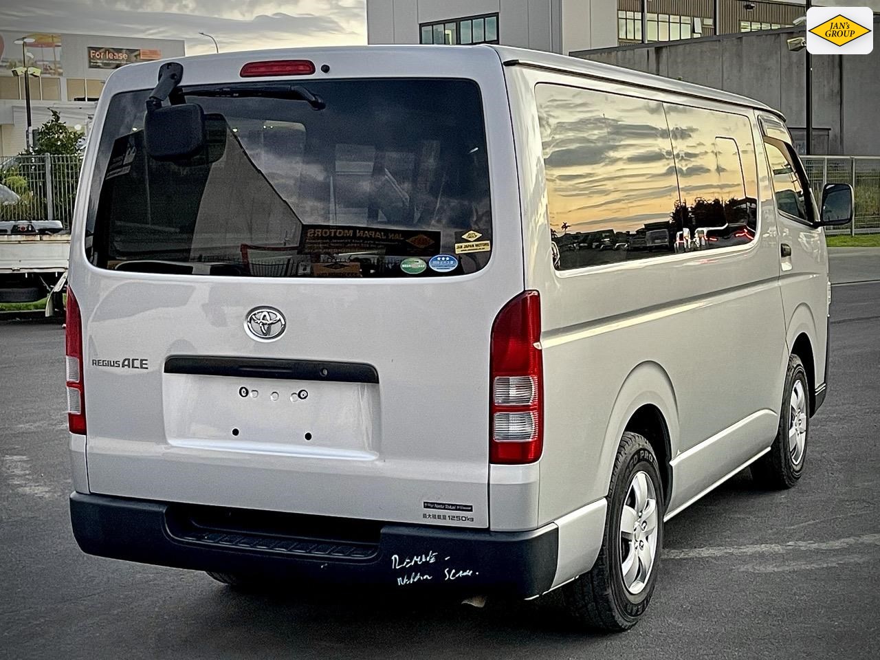 2018 Toyota Hiace