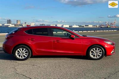 2016 Mazda Axela - Thumbnail