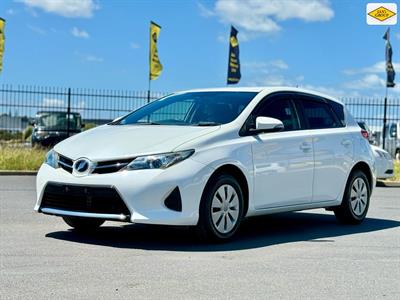 2013 Toyota Auris - Thumbnail