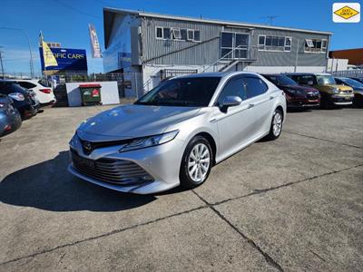 2019 Toyota Camry - Thumbnail