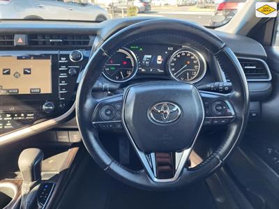 2019 Toyota Camry - Thumbnail