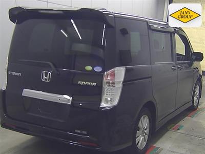 2010 Honda Step Wagon - Thumbnail