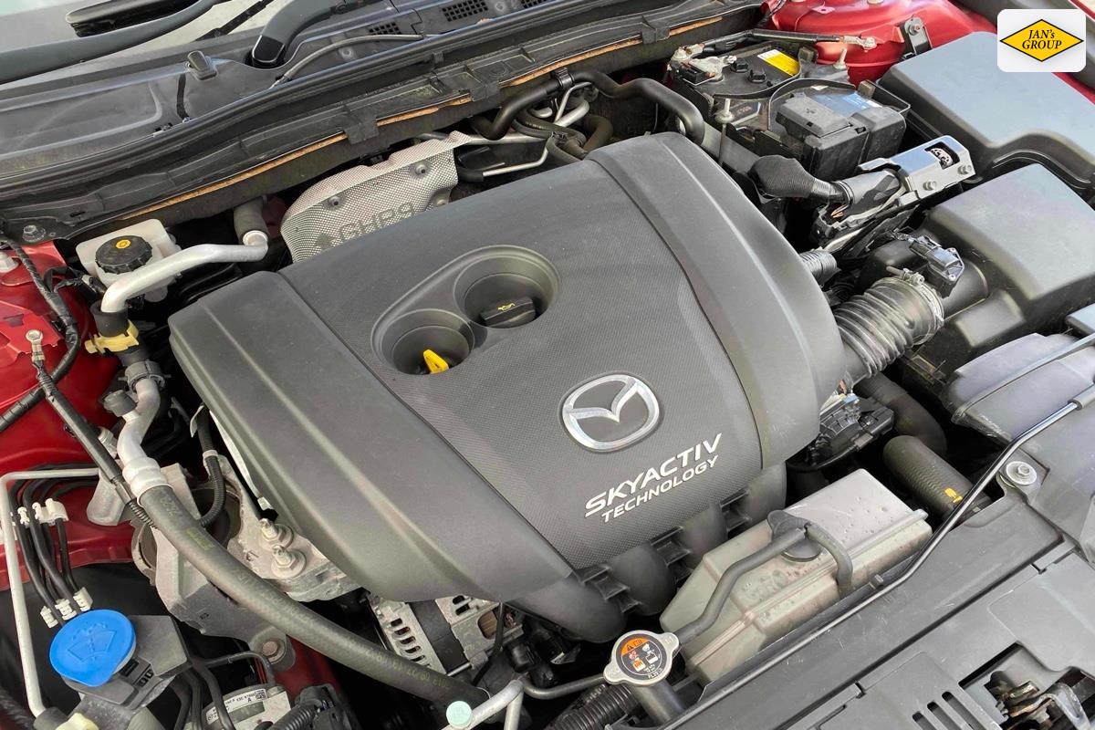 2013 Mazda Axela