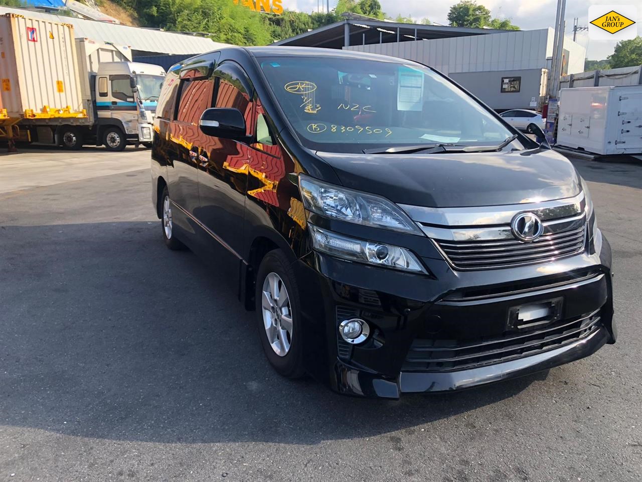 2013 Toyota Vellfire