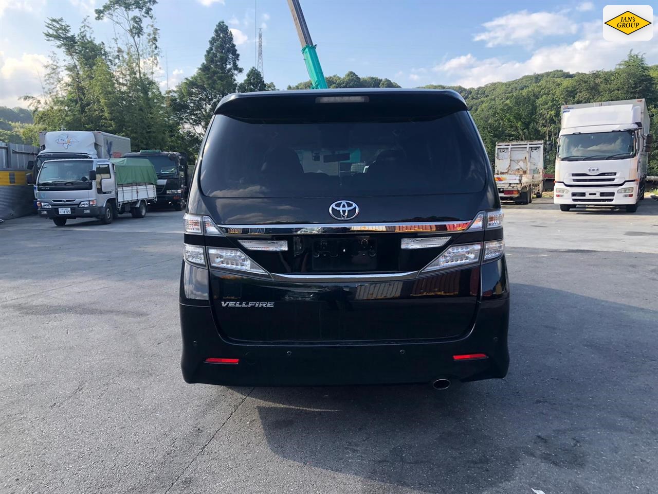 2013 Toyota Vellfire