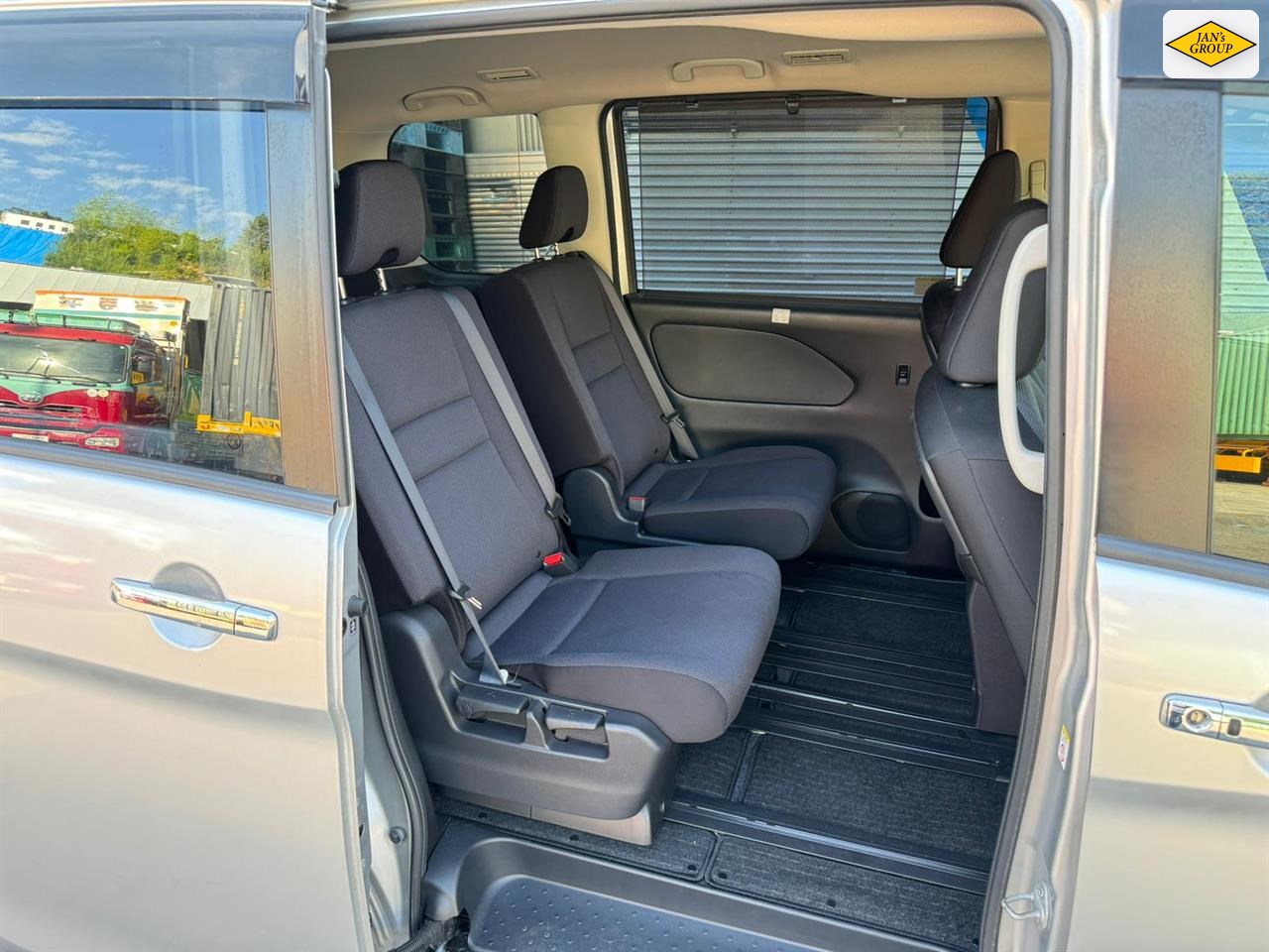 2019 Nissan Serena