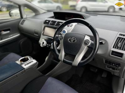 2012 Toyota Prius - Thumbnail