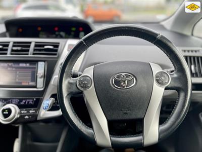 2012 Toyota Prius - Thumbnail