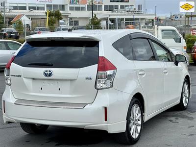 2012 Toyota Prius - Thumbnail