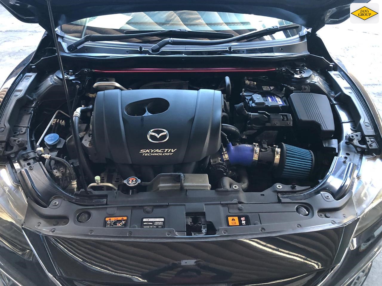 2014 Mazda Atenza