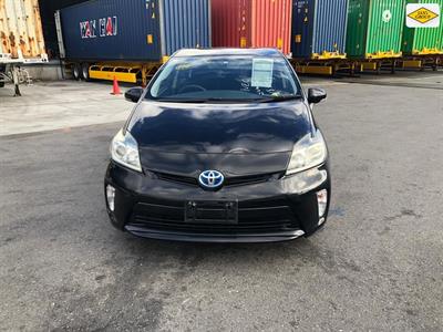 2014 Toyota Prius - Thumbnail