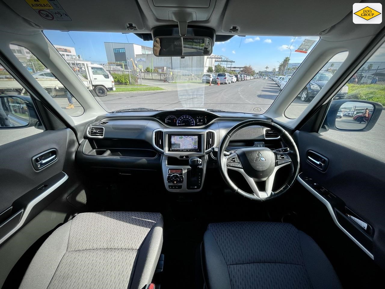 2016 Mitsubishi Delica