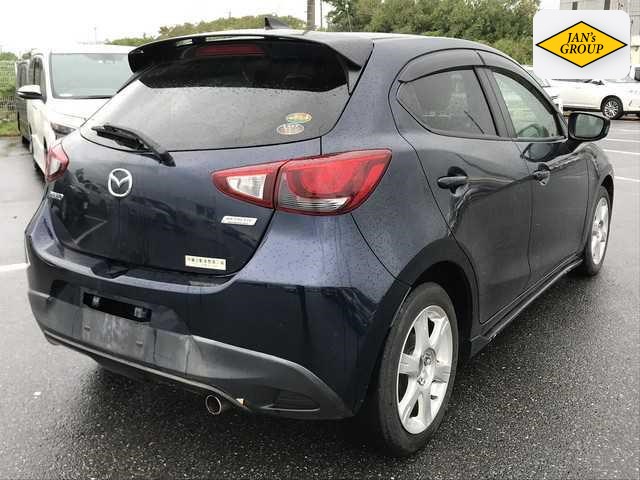 2015 Mazda Demio