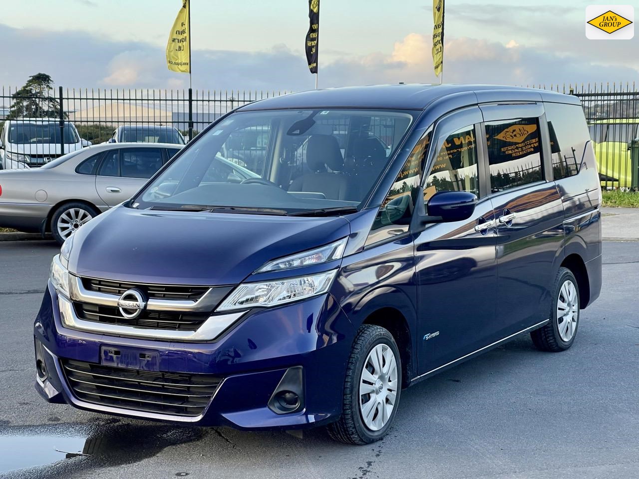 2017 Nissan Serena