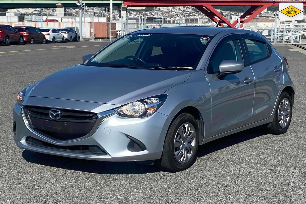 2018 Mazda Demio