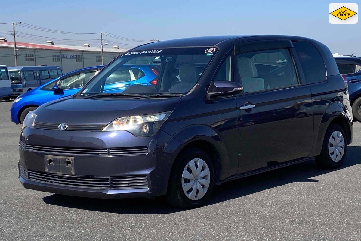 2014 Toyota Spade