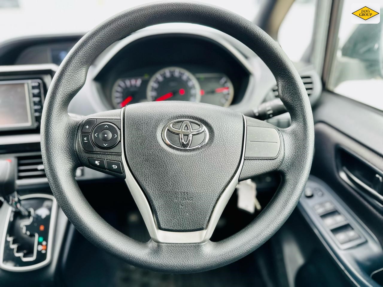 2015 Toyota Noah