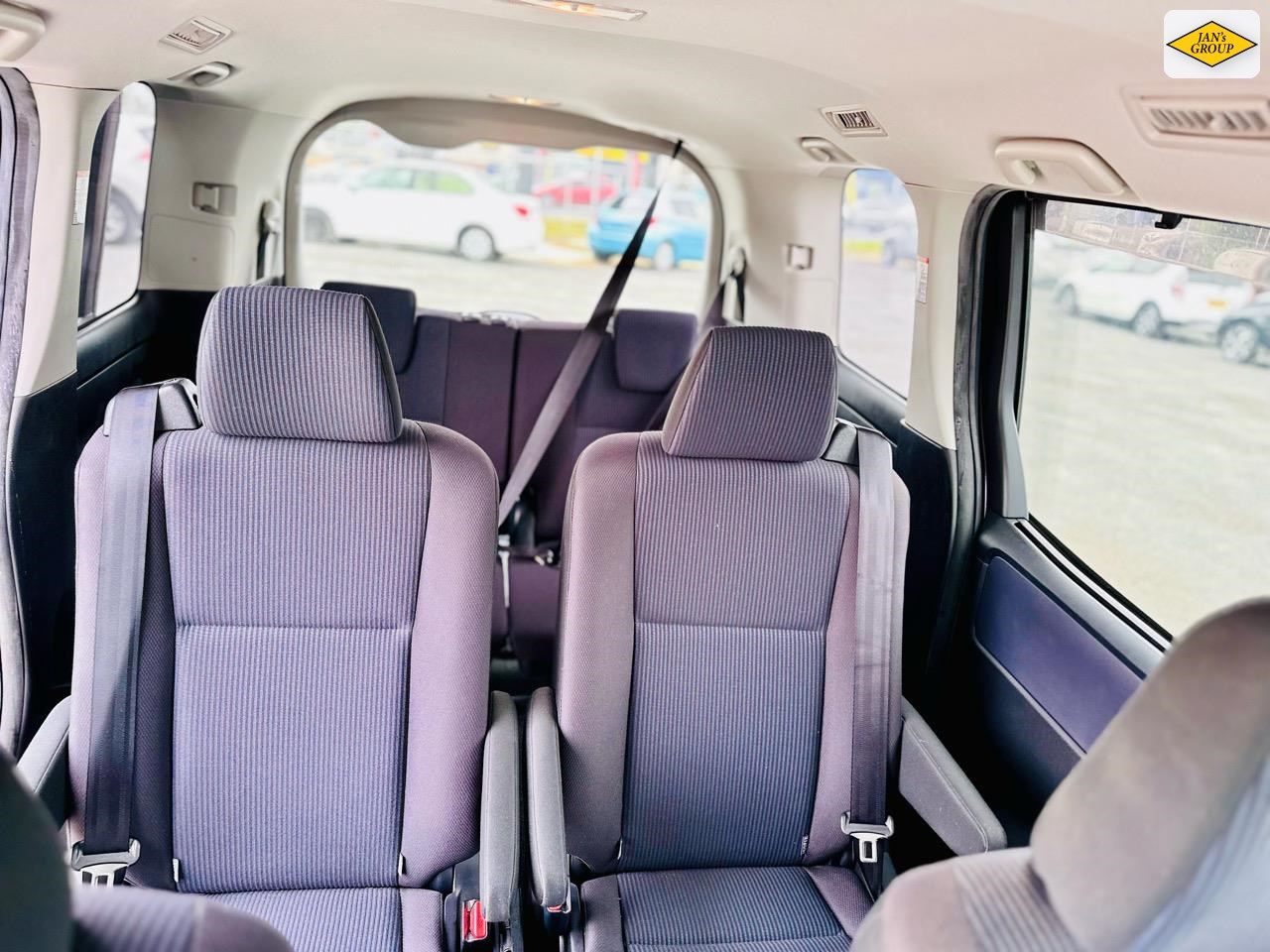 2015 Toyota Noah