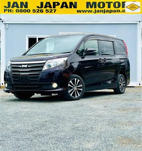 2015 Toyota Noah - Thumbnail